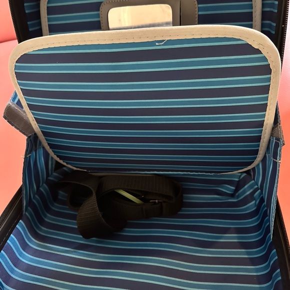 NWT Colorful Heart Pattern Travel Case - Picture 4 of 4